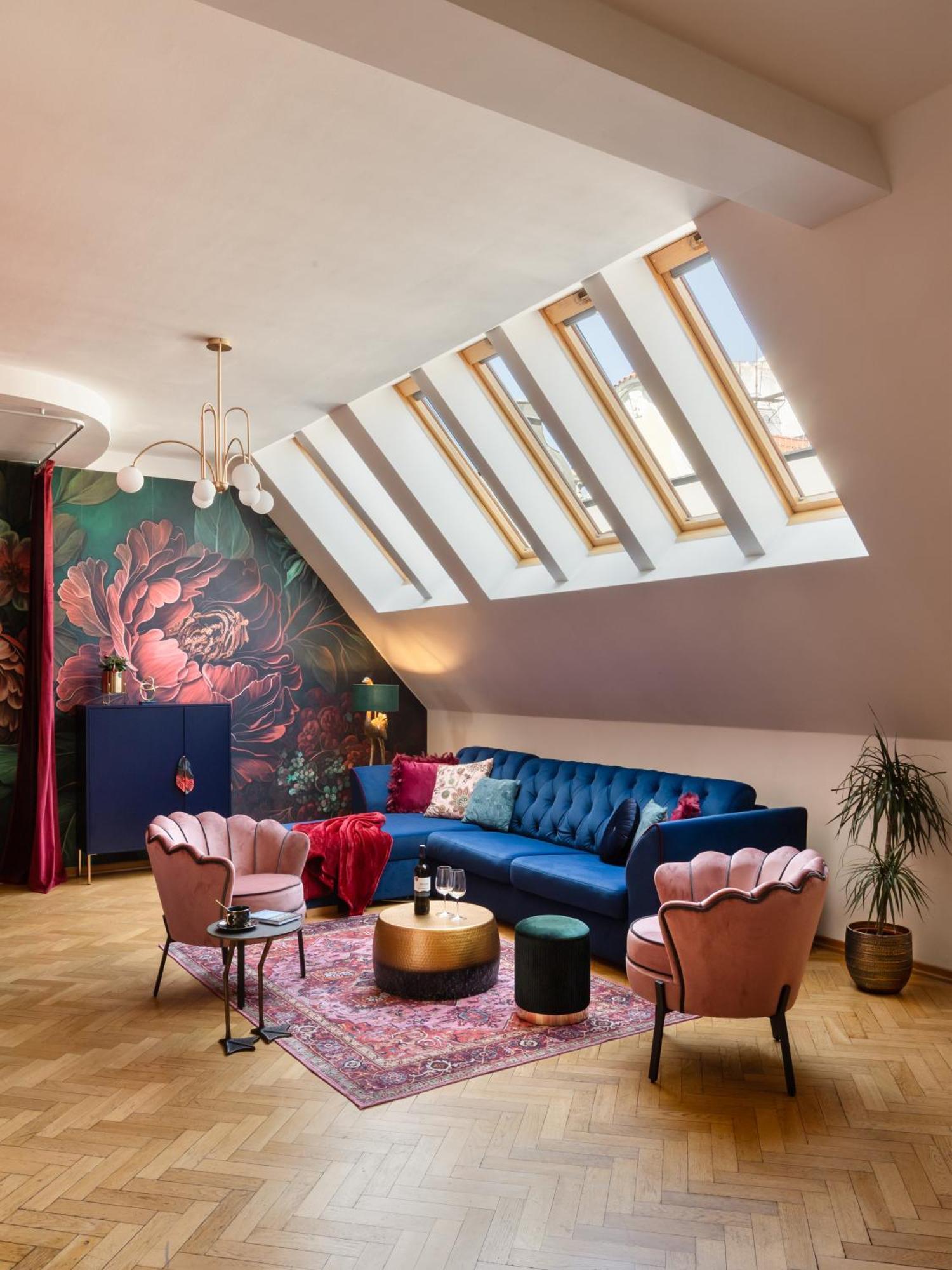 Decadent Art Deco Balcony Apartment In Old Town ปราก ภายนอก รูปภาพ
